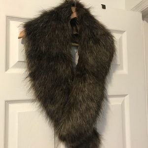 Faux fur neck warmer